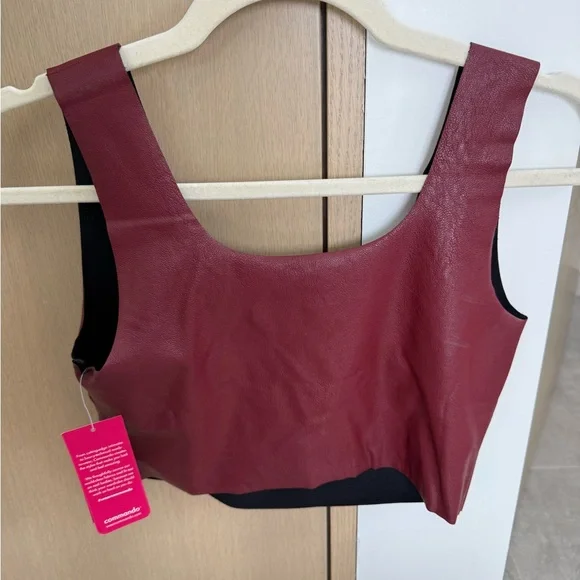 Commando Women's Burgundy Faux Leather Crop Top sz M - Picture 3 of 8